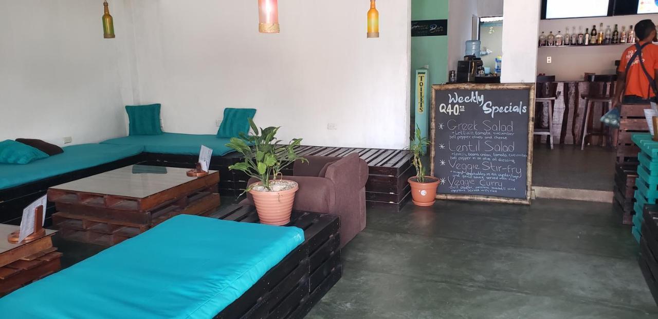 Tikal Backpackers Hostel 플로레스 외부 사진